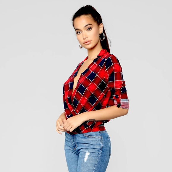 Fashion Nova Plaid Collared Surplice Top NWT - Picture 3 of 10
